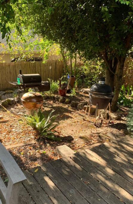 Southeast Portland Comfy & Eclectic Craftsman Home ภายนอก รูปภาพ