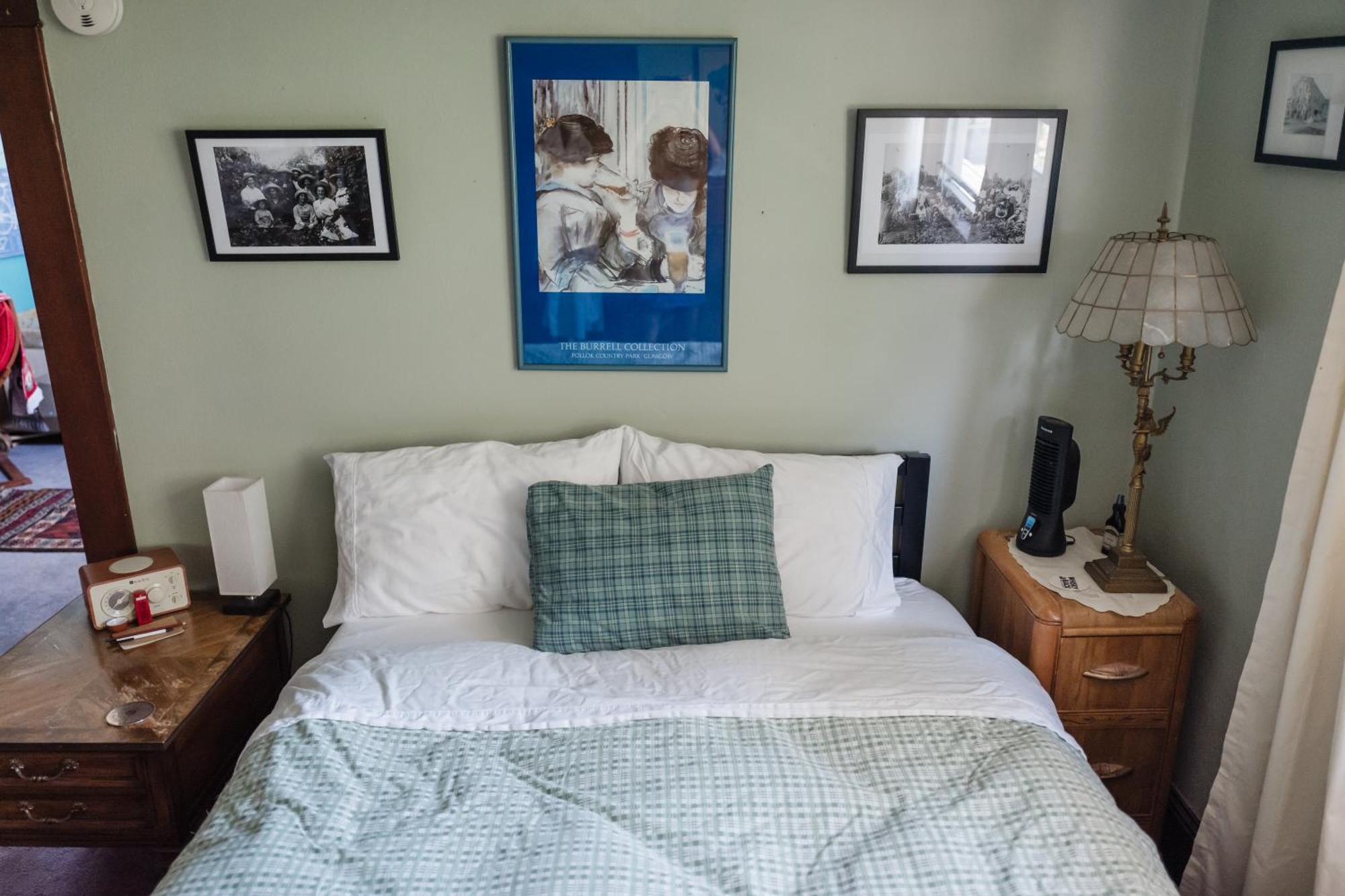 Southeast Portland Comfy & Eclectic Craftsman Home ภายนอก รูปภาพ