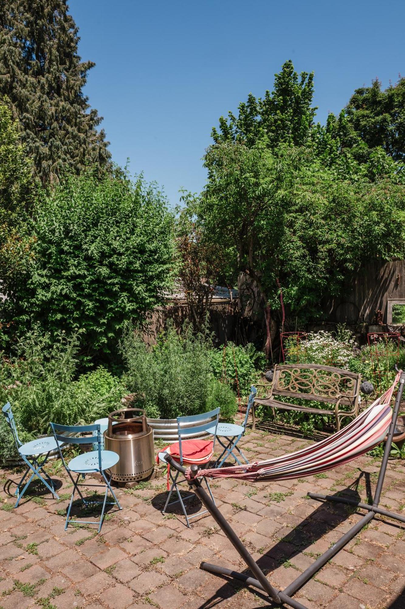 Southeast Portland Comfy & Eclectic Craftsman Home ภายนอก รูปภาพ
