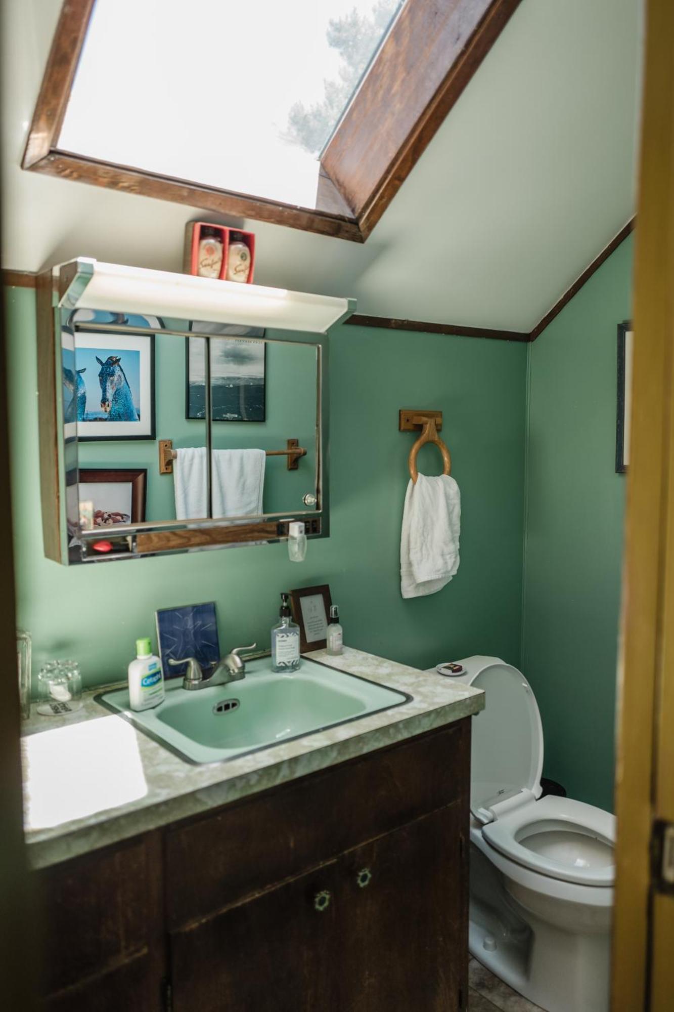 Southeast Portland Comfy & Eclectic Craftsman Home ภายนอก รูปภาพ