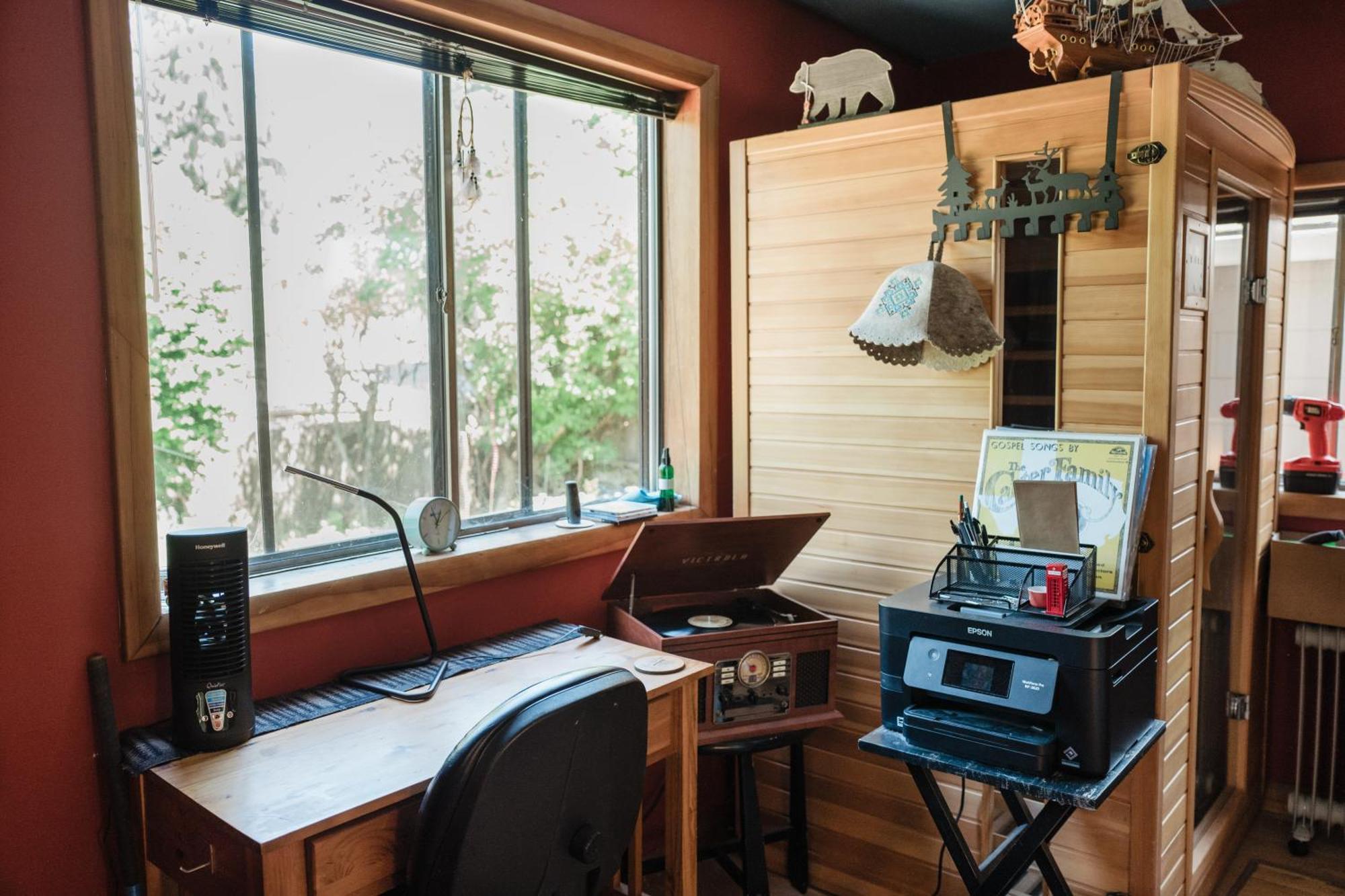 Southeast Portland Comfy & Eclectic Craftsman Home ภายนอก รูปภาพ